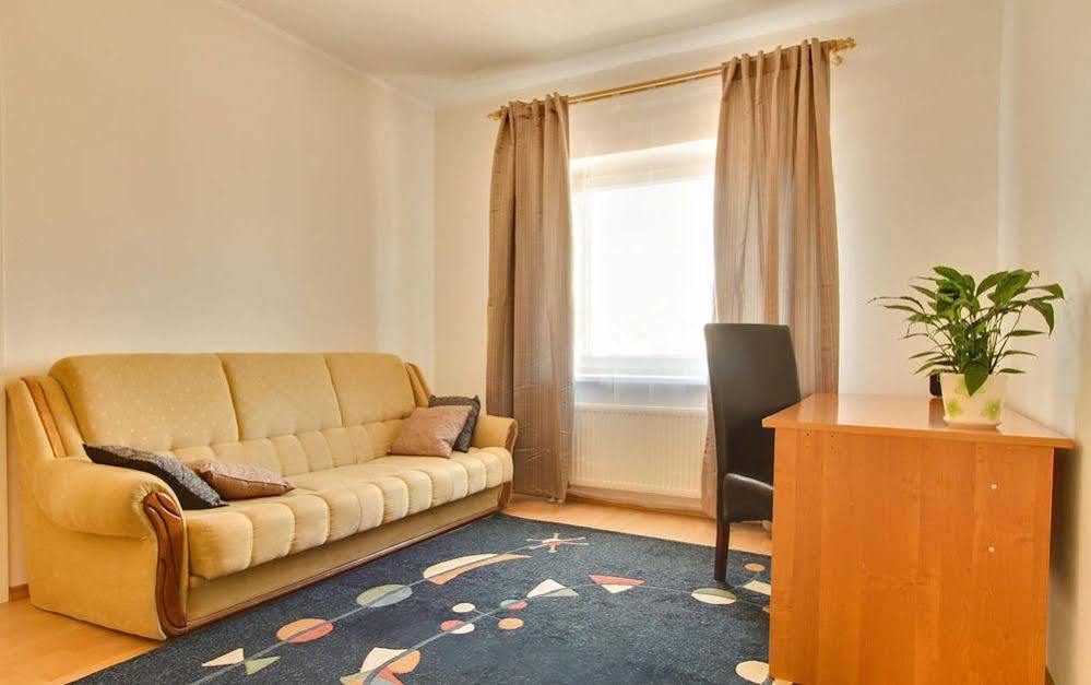 טאלין Luxury Suites - Tatari By Rikas Hotels מראה חיצוני תמונה